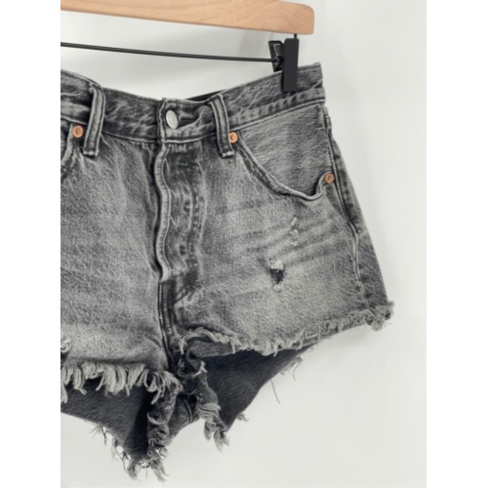 Levi's 501 Denim Shorts Cutoff Women Size 28 Black Jean - Picture 5 of 12